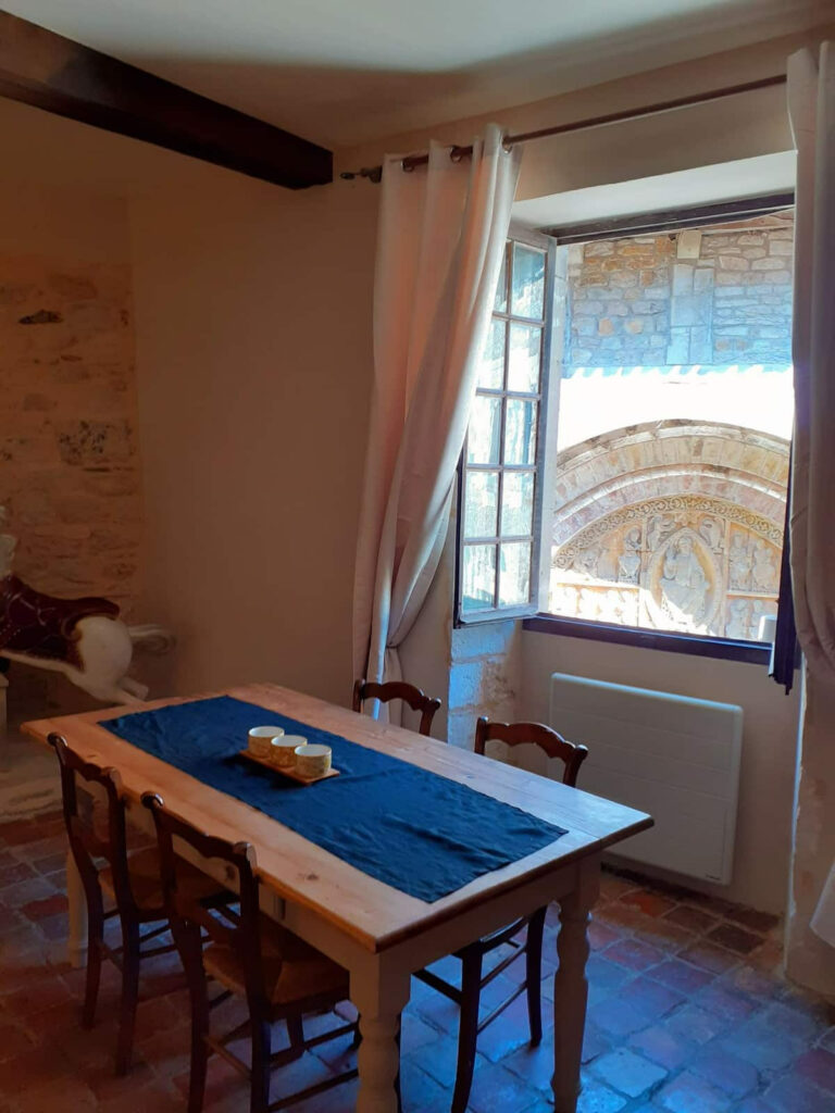 eb47e216-4ae1-48a6-a048-4b83d857d93e